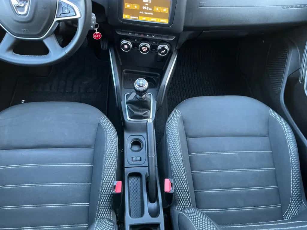 Dacia Duster II Navi Tempomat Kamera Allwetter SHZ 08/2019-photo-12
