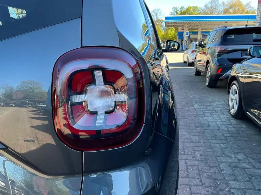 Dacia Duster II Navi Tempomat Kamera Allwetter SHZ 08/2019-photo-28