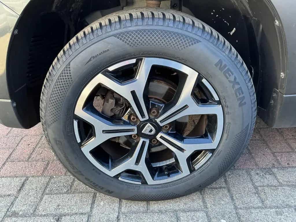 Dacia Duster II Navi Tempomat Kamera Allwetter SHZ 08/2019-photo-29
