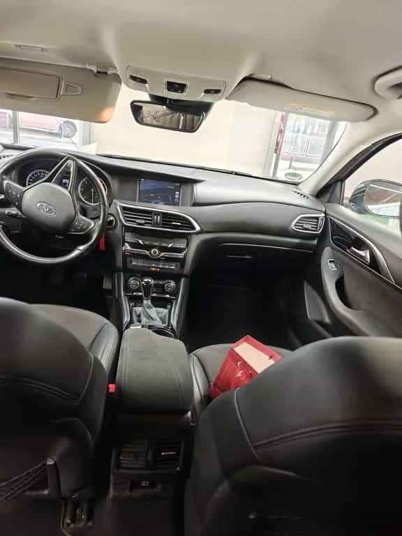 Infiniti Q30 1.5d FWD Premium Premium 03/2017-photo-9