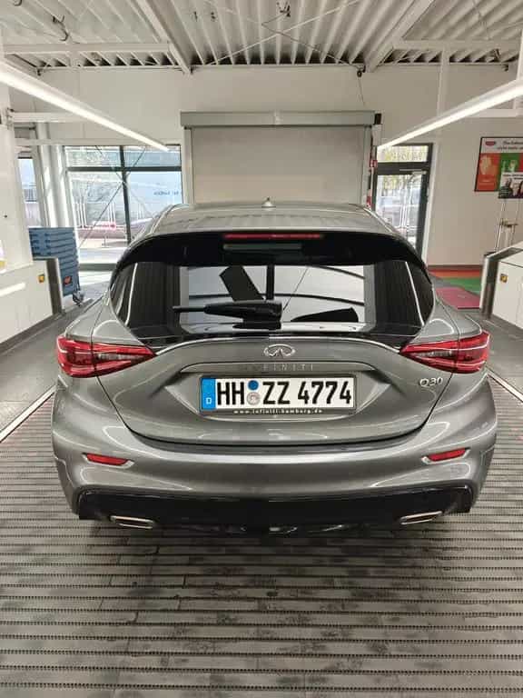 Infiniti Q30 1.5d FWD Premium Premium 03/2017-photo-10