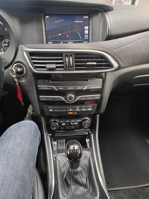 Infiniti Q30 1.5d FWD Premium Premium 03/2017-photo-11