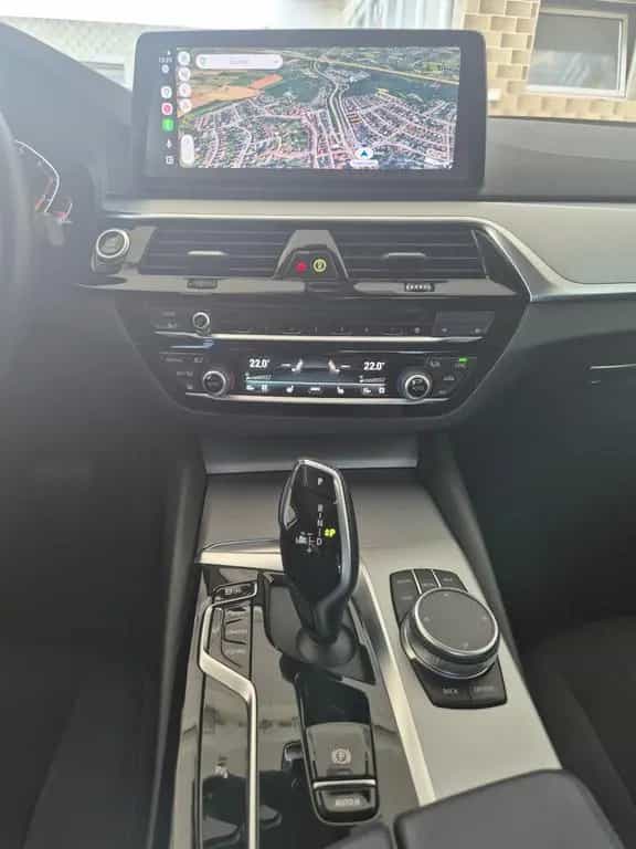 BMW 5 Series 520i Limousine KAMERA/NAVI/LED/ANDROID 08/2022-photo-10