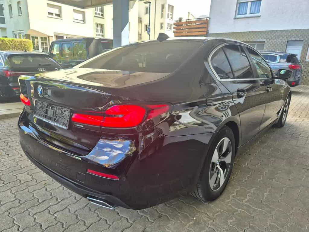 BMW 5 Series 520i Limousine KAMERA/NAVI/LED/ANDROID 08/2022-photo-7