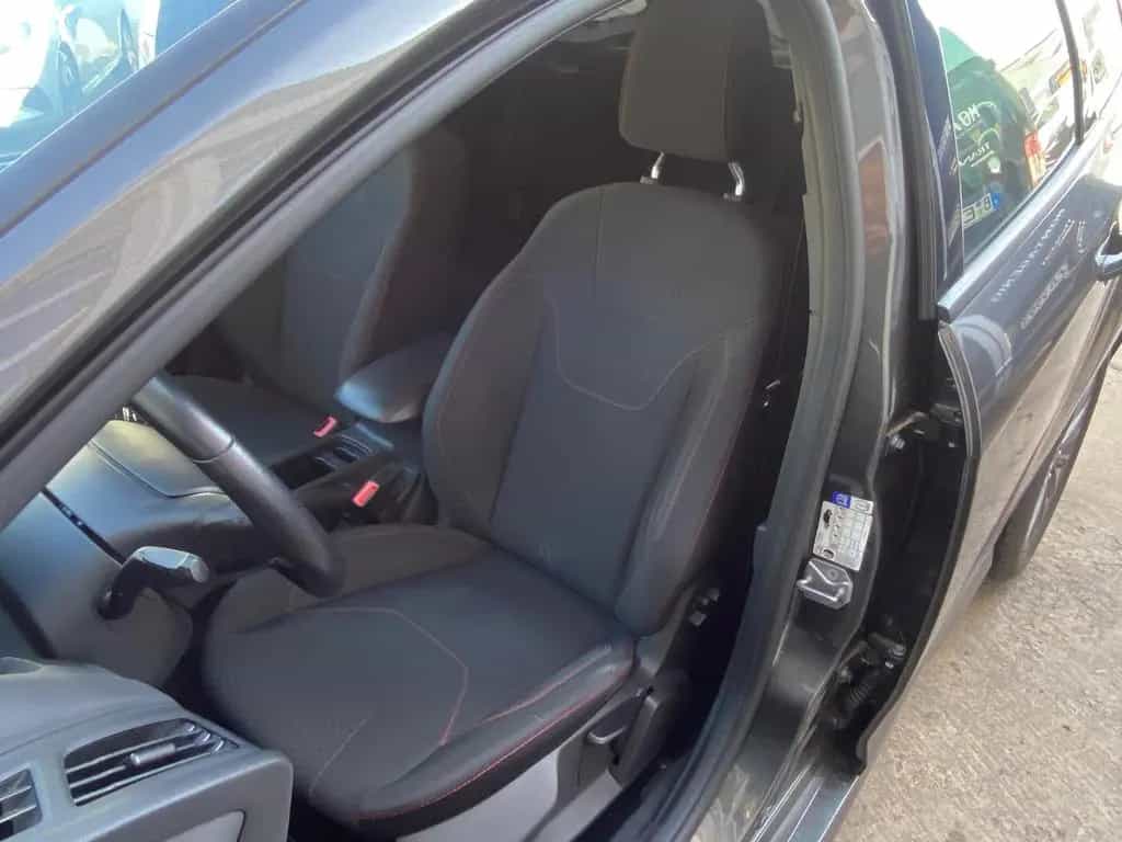 Ford Focus Turnier "ST-Line" Sitzheizung+PDC+1.Hand 03/2018-photo-11