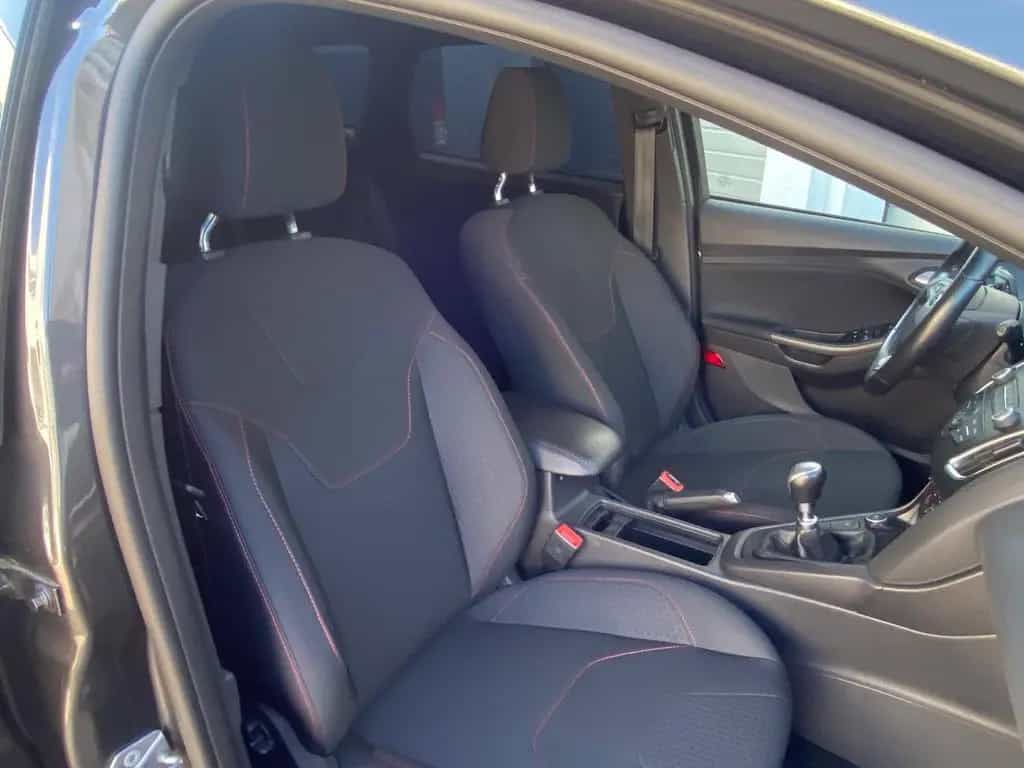 Ford Focus Turnier "ST-Line" Sitzheizung+PDC+1.Hand 03/2018-photo-13