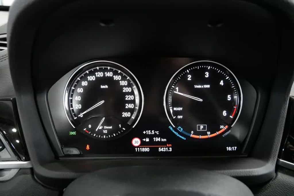 BMW X1 sDrive 18d Sport Line LED HuD AHK CAM NAVI+ 09/2019-photo-20
