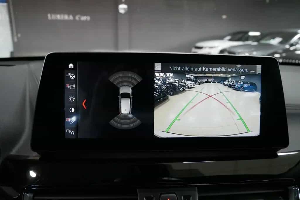 BMW X1 sDrive 18d Sport Line LED HuD AHK CAM NAVI+ 09/2019-photo-25