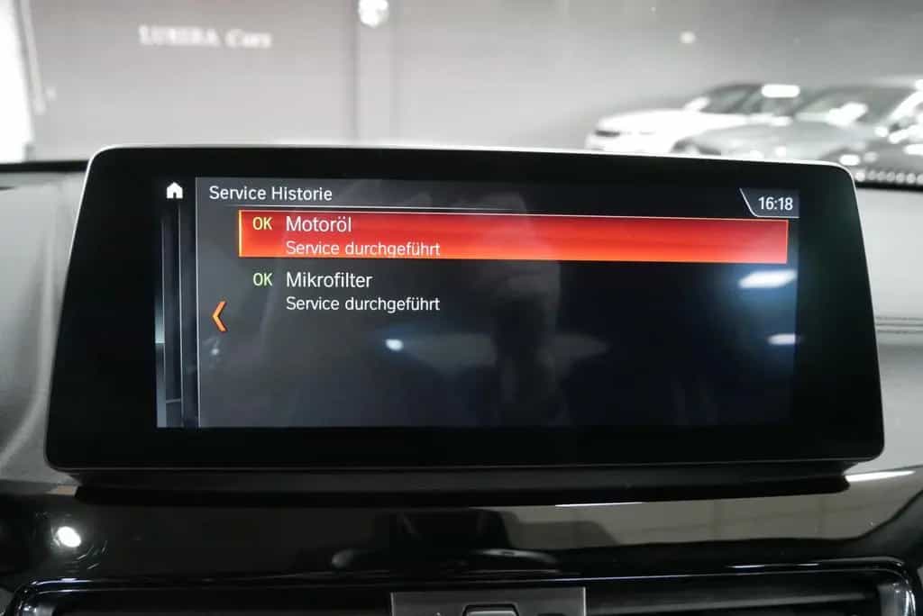 BMW X1 sDrive 18d Sport Line LED HuD AHK CAM NAVI+ 09/2019-photo-28