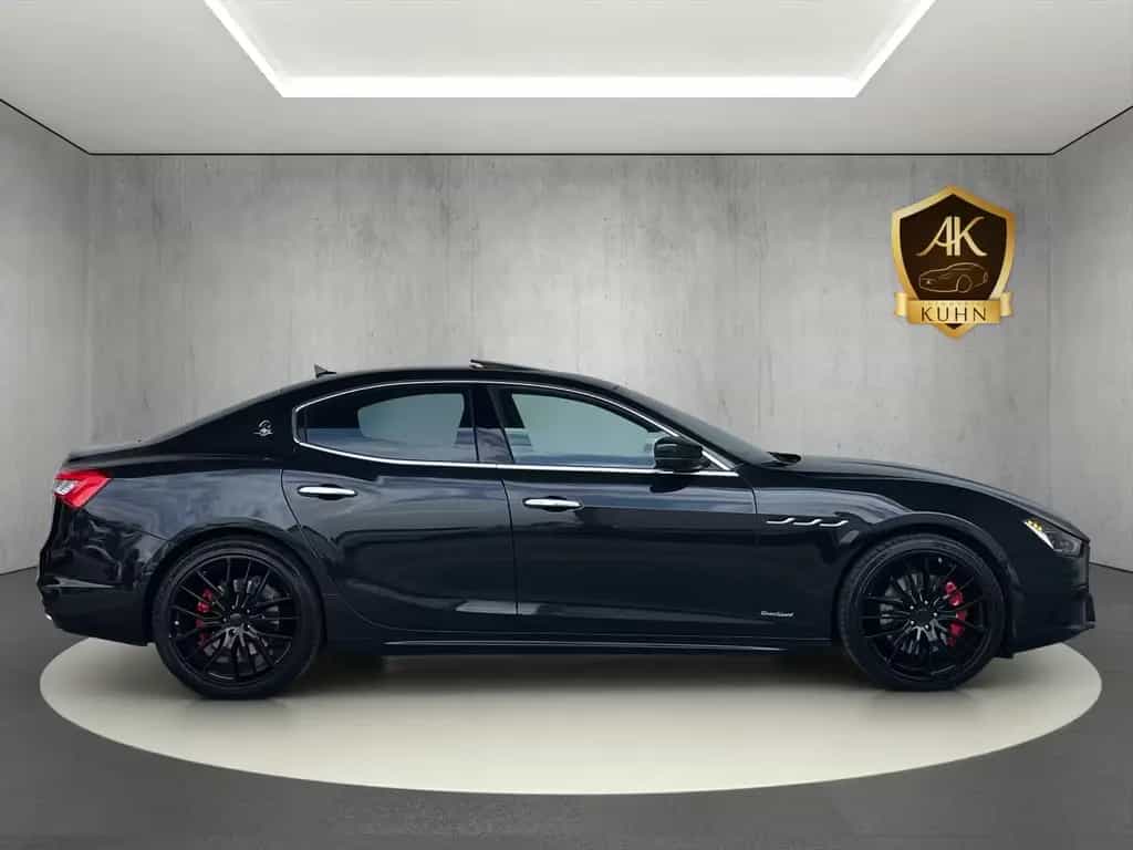 Maserati Ghibli S Q4 GRANSPORT*CARBON*21 ZOLL*360°KAMERA* 07/2019-photo-11