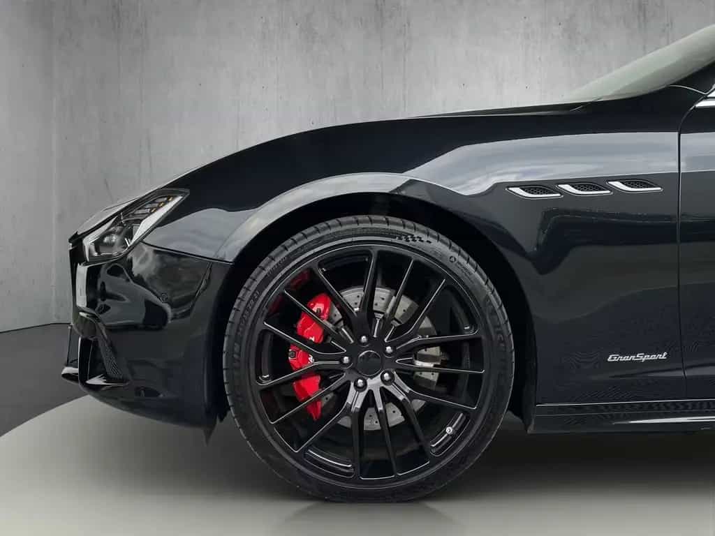 Maserati Ghibli S Q4 GRANSPORT*CARBON*21 ZOLL*360°KAMERA* 07/2019-photo-4
