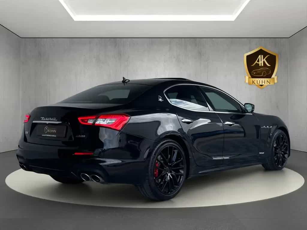 Maserati Ghibli S Q4 GRANSPORT*CARBON*21 ZOLL*360°KAMERA* 07/2019-photo-9