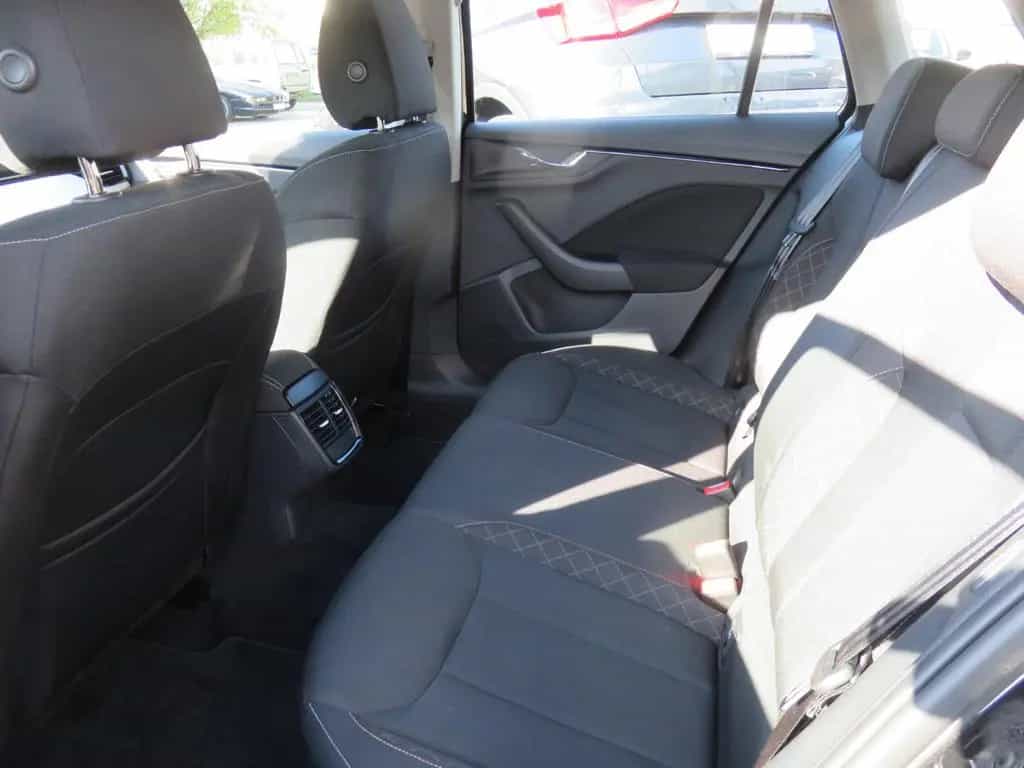 Skoda Kamiq 1.0 TSI DSG Clever 02/2022-photo-10