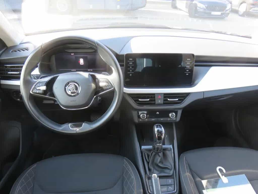 Skoda Kamiq 1.0 TSI DSG Clever 02/2022-photo-11