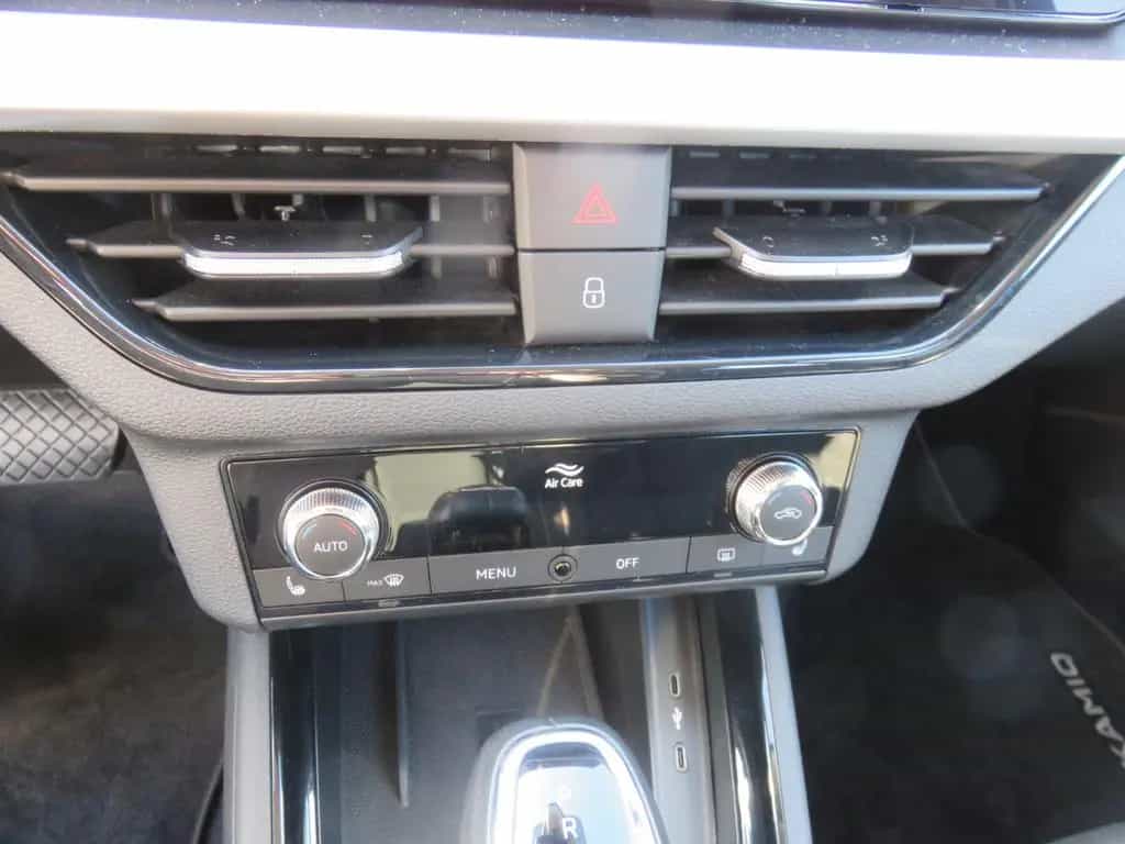 Skoda Kamiq 1.0 TSI DSG Clever 02/2022-photo-19