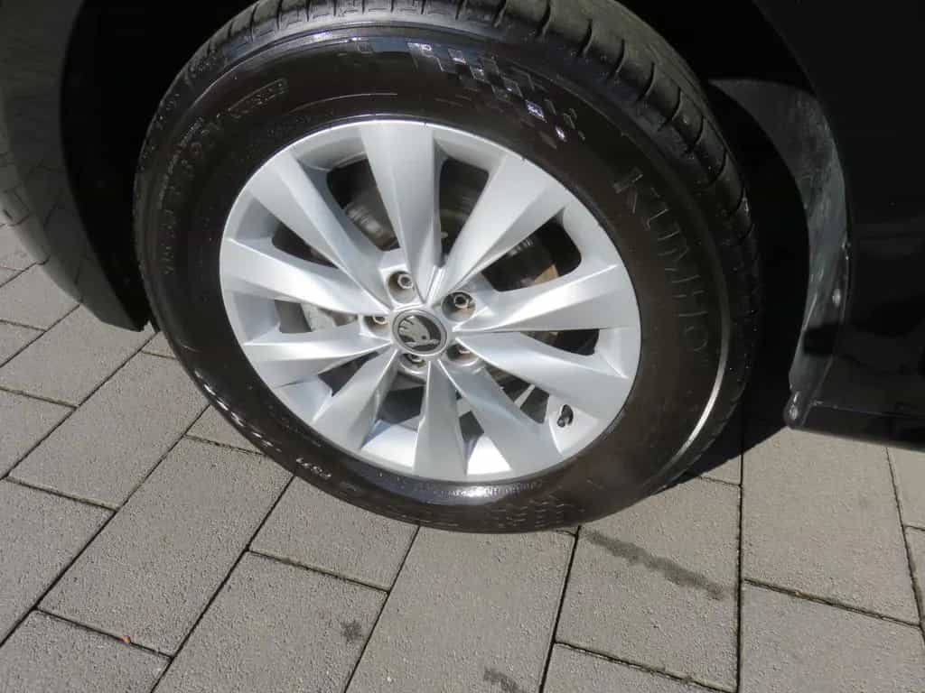 Skoda Kamiq 1.0 TSI DSG Clever 02/2022-photo-20
