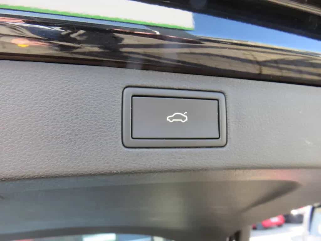 Skoda Kamiq 1.0 TSI DSG Clever 02/2022-photo-8