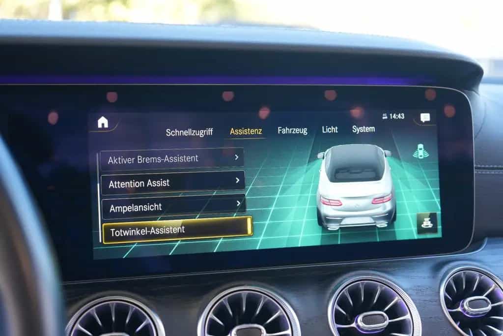 Mercedes-Benz E-Class 200 Cabrio 9G-Tronic *LEDER|BURMESTER|KAMERA* 05/2021-photo-33