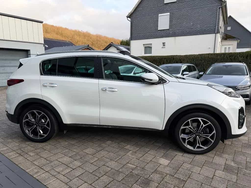 Kia Sportage 2.0 GT-Line 4WD Panorama*360Kamera 09/2019-photo-8