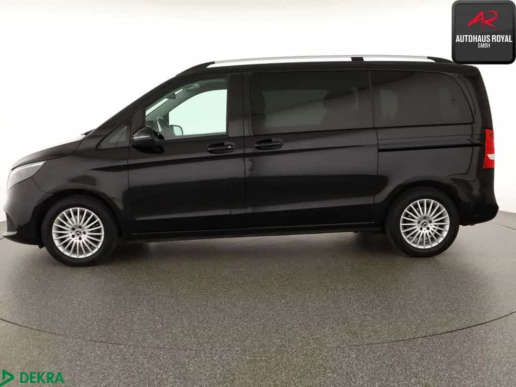 Mercedes-Benz V-Class d SPORT-PAKET 7 SITZE DISTRO,KAMERA,1.HAND 01/2020-photo-1