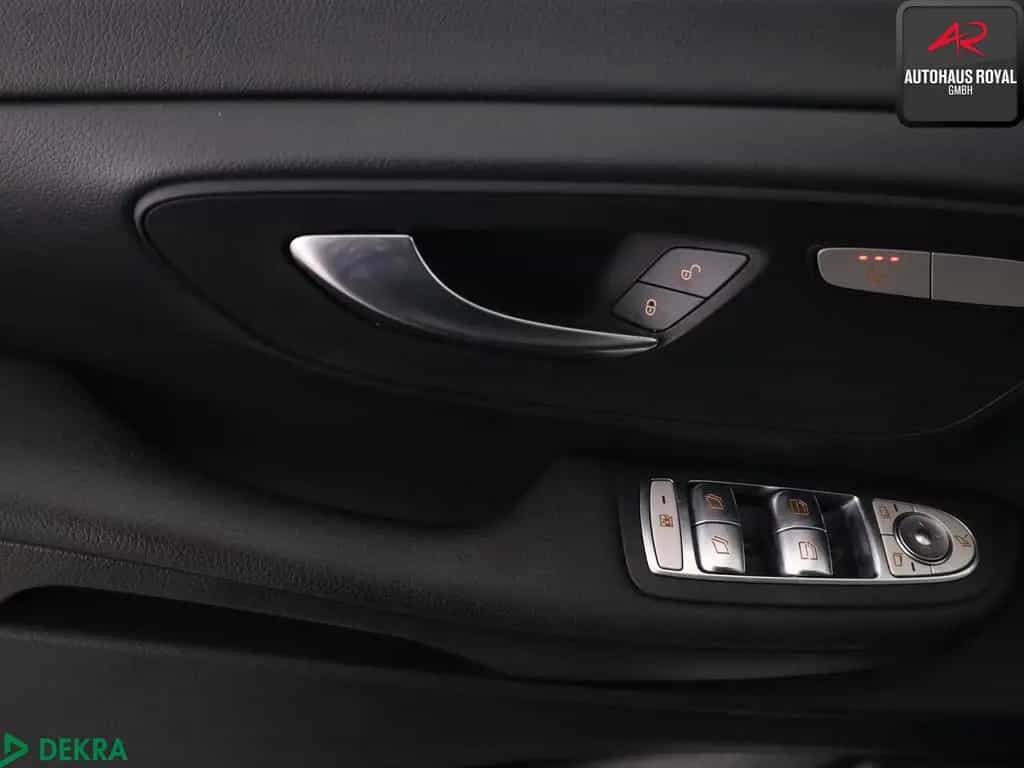 Mercedes-Benz V-Class d SPORT-PAKET 7 SITZE DISTRO,KAMERA,1.HAND 01/2020-photo-14