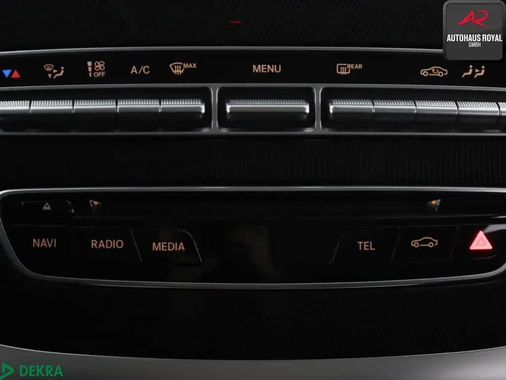 Mercedes-Benz V-Class d SPORT-PAKET 7 SITZE DISTRO,KAMERA,1.HAND 01/2020-photo-21