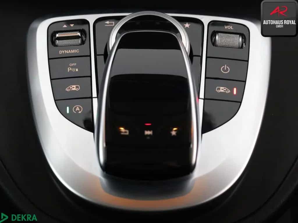 Mercedes-Benz V-Class d SPORT-PAKET 7 SITZE DISTRO,KAMERA,1.HAND 01/2020-photo-22
