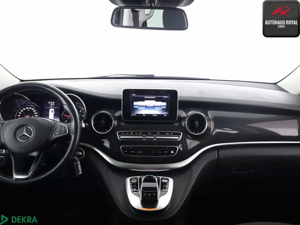Mercedes-Benz V-Class d SPORT-PAKET 7 SITZE DISTRO,KAMERA,1.HAND 01/2020-photo-9