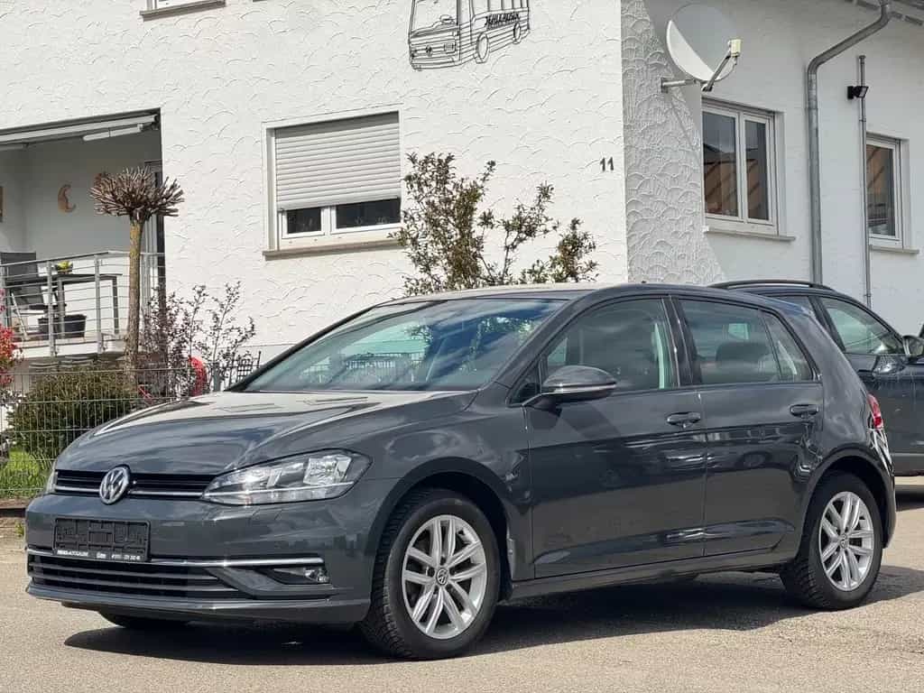 Volkswagen Golf 7 Lim. Comfortline 5trg.*GARANTIE*AHK*PDC* 01/2018-photo-0