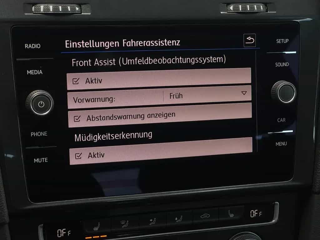 Volkswagen Golf 7 Lim. Comfortline 5trg.*GARANTIE*AHK*PDC* 01/2018-photo-25
