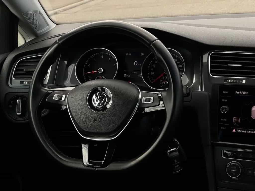 Volkswagen Golf 7 Lim. Comfortline 5trg.*GARANTIE*AHK*PDC* 01/2018-photo-9