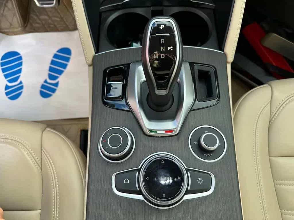 Alfa Romeo Stelvio 2.2 Diesel 16V 154kW Ti AT8-Q4/LEDER/NAV 01/2022-photo-21