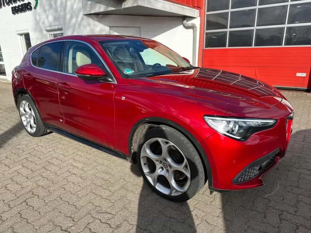 Alfa Romeo Stelvio 2.2 Diesel 16V 154kW Ti AT8-Q4/LEDER/NAV 01/2022-photo-3