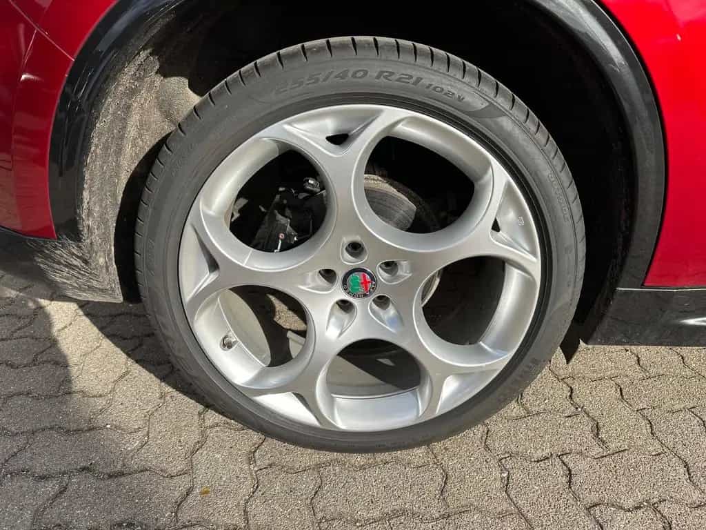 Alfa Romeo Stelvio 2.2 Diesel 16V 154kW Ti AT8-Q4/LEDER/NAV 01/2022-photo-7