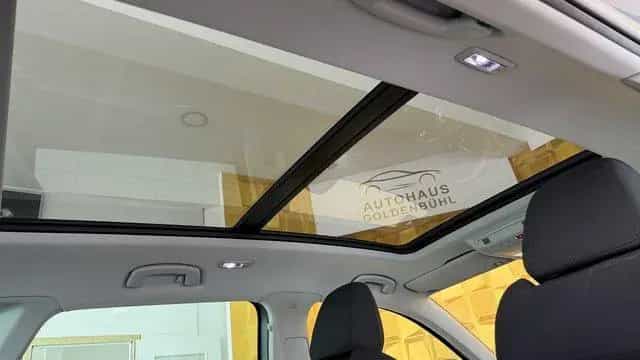 Skoda Karoq *ACC*AUTOMATIK*NAVI*PANO*AHK* 11/2020-photo-21