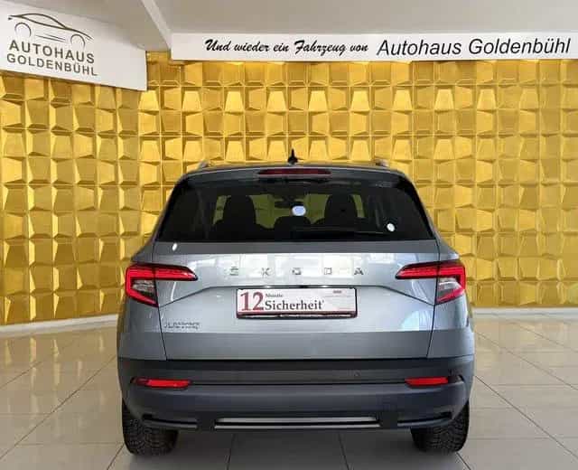 Skoda Karoq *ACC*AUTOMATIK*NAVI*PANO*AHK* 11/2020-photo-5