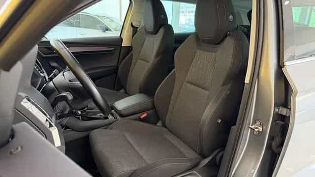 Skoda Karoq *ACC*AUTOMATIK*NAVI*PANO*AHK* 11/2020-photo-9