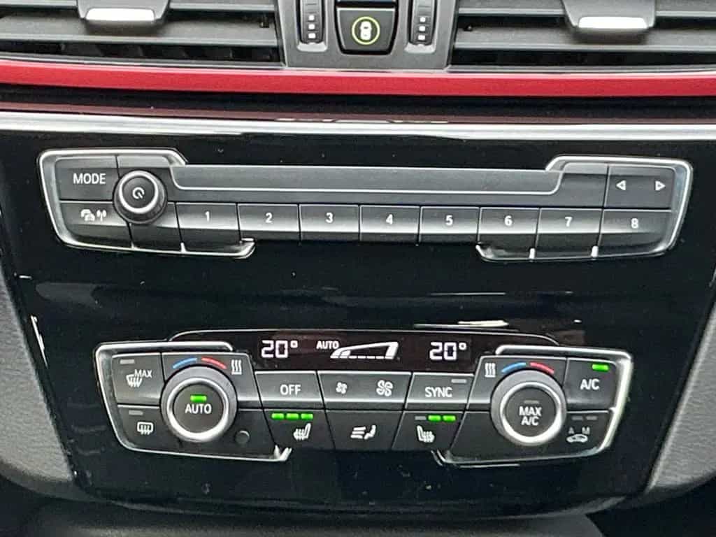 BMW X1 xDrive 18 d Sport Line AHK PDC SHZ NAVI BT 02/2018-photo-15