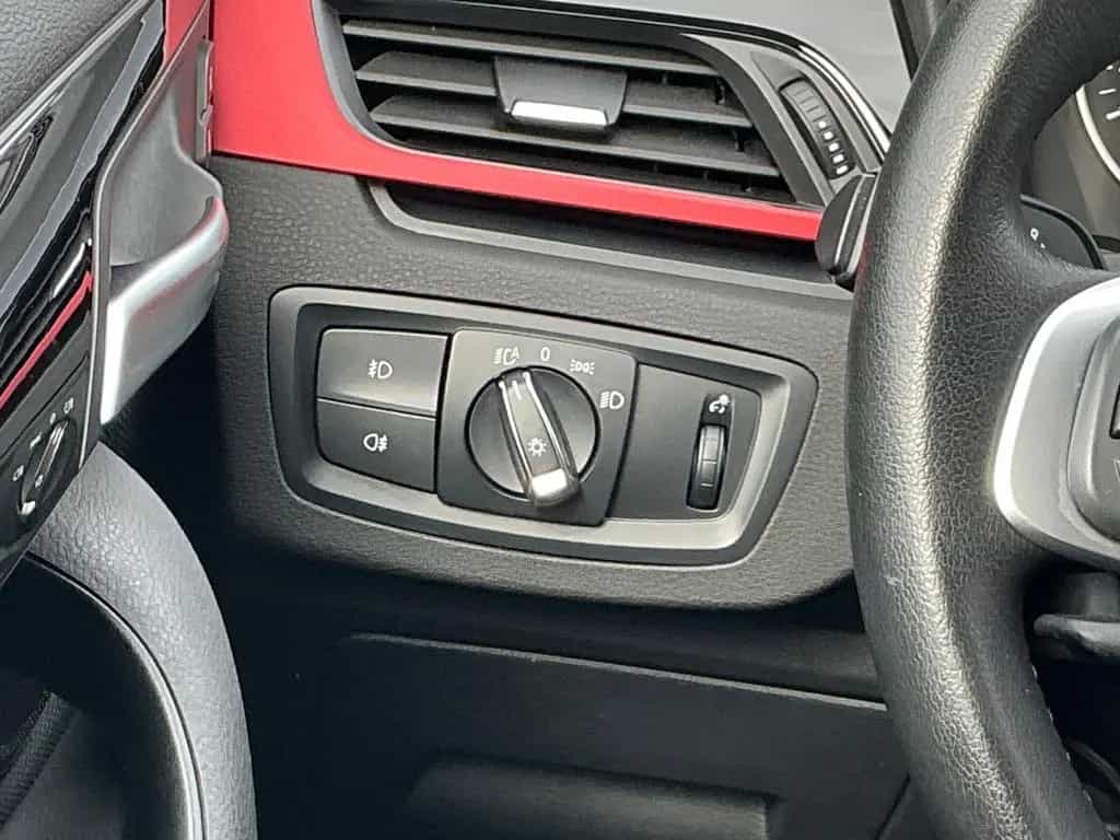 BMW X1 xDrive 18 d Sport Line AHK PDC SHZ NAVI BT 02/2018-photo-26
