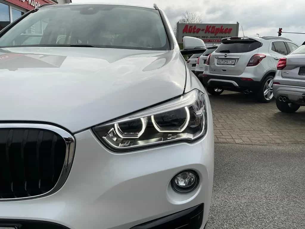 BMW X1 xDrive 18 d Sport Line AHK PDC SHZ NAVI BT 02/2018-photo-31