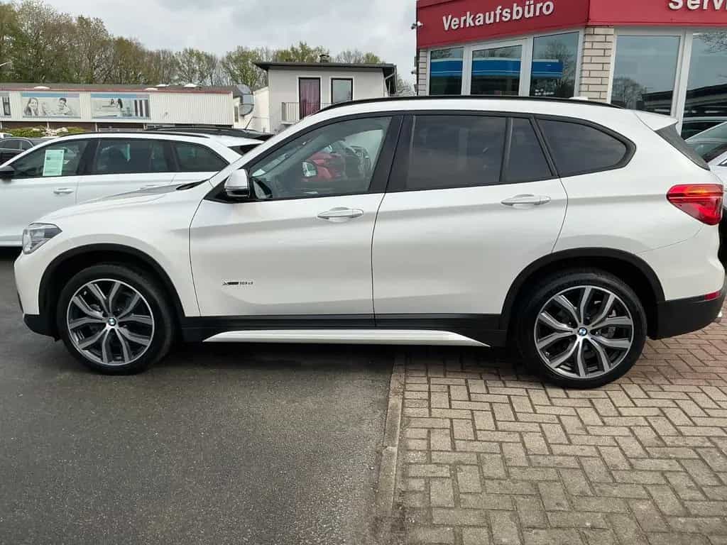BMW X1 xDrive 18 d Sport Line AHK PDC SHZ NAVI BT 02/2018-photo-7