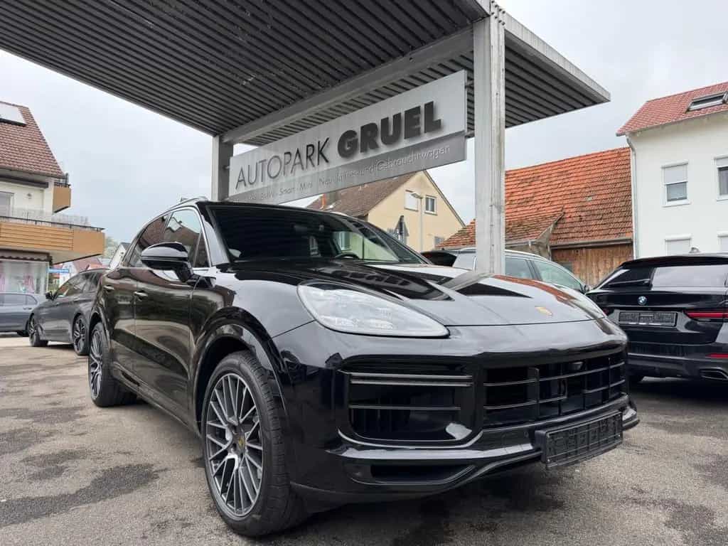 Porsche Cayenne Turbo Keramik Leder Pano ACC 21" AHK 04/2018-photo-0