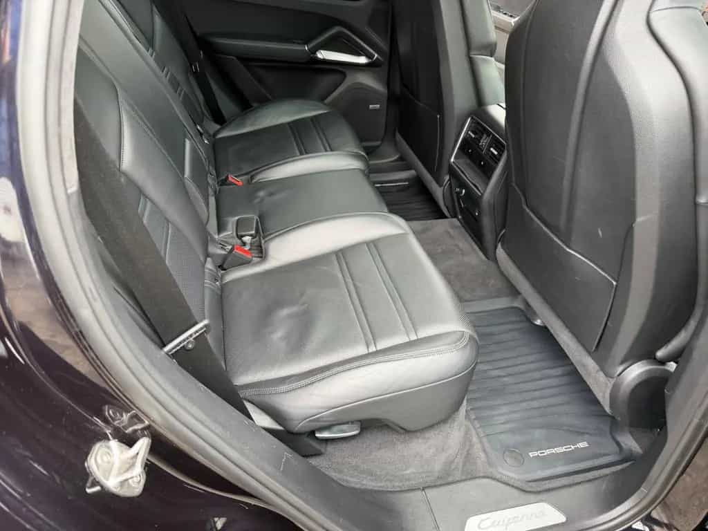 Porsche Cayenne Turbo Keramik Leder Pano ACC 21" AHK 04/2018-photo-26