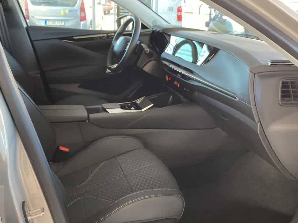 DS Automobiles DS4 Pallas AT Shz Navi Kamera AHK DAB 06/2025-photo-11