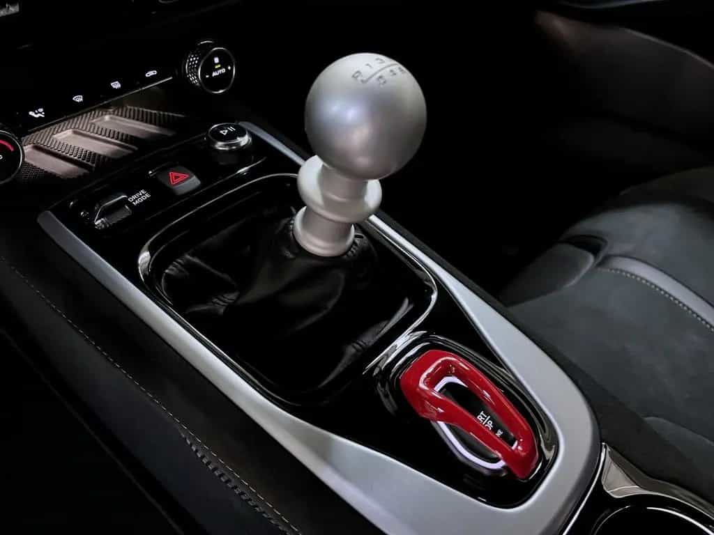 Lotus Emira V6 SE MY26 *Lotus Leipzig* null-photo-12