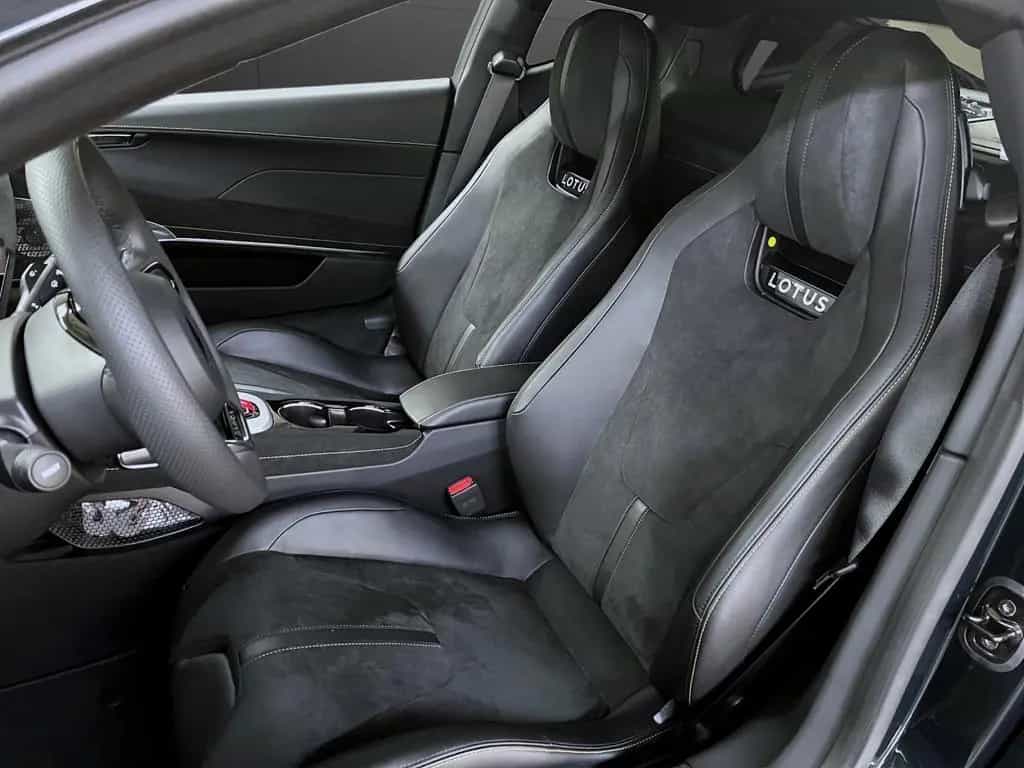 Lotus Emira V6 SE MY26 *Lotus Leipzig* null-photo-14