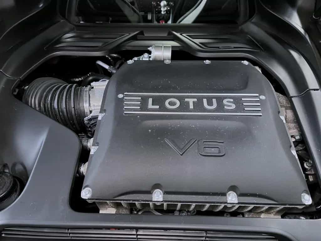 Lotus Emira V6 SE MY26 *Lotus Leipzig* null-photo-17