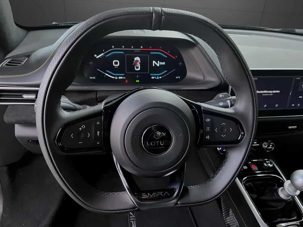 Lotus Emira V6 SE MY26 *Lotus Leipzig* null-photo-9