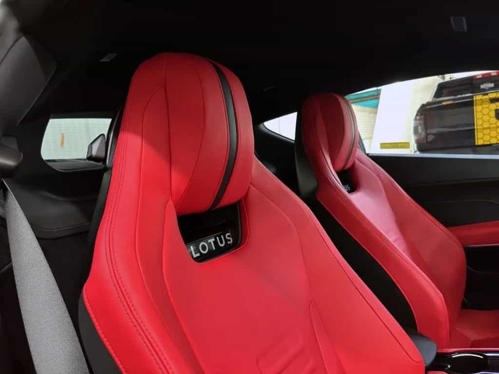 Lotus Emira V6 SE MY26 *Lotus Leipzig* null-photo-16