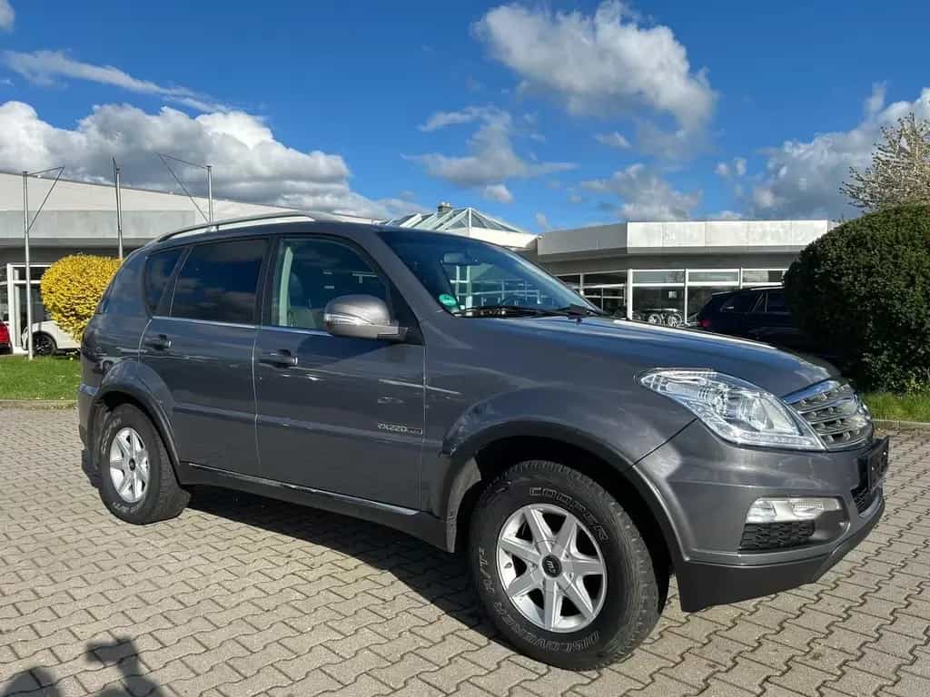 Ssangyong REXTON 2.2 XDi Quartz 4WD AHK PDC ALU SH 02/2017-photo-2